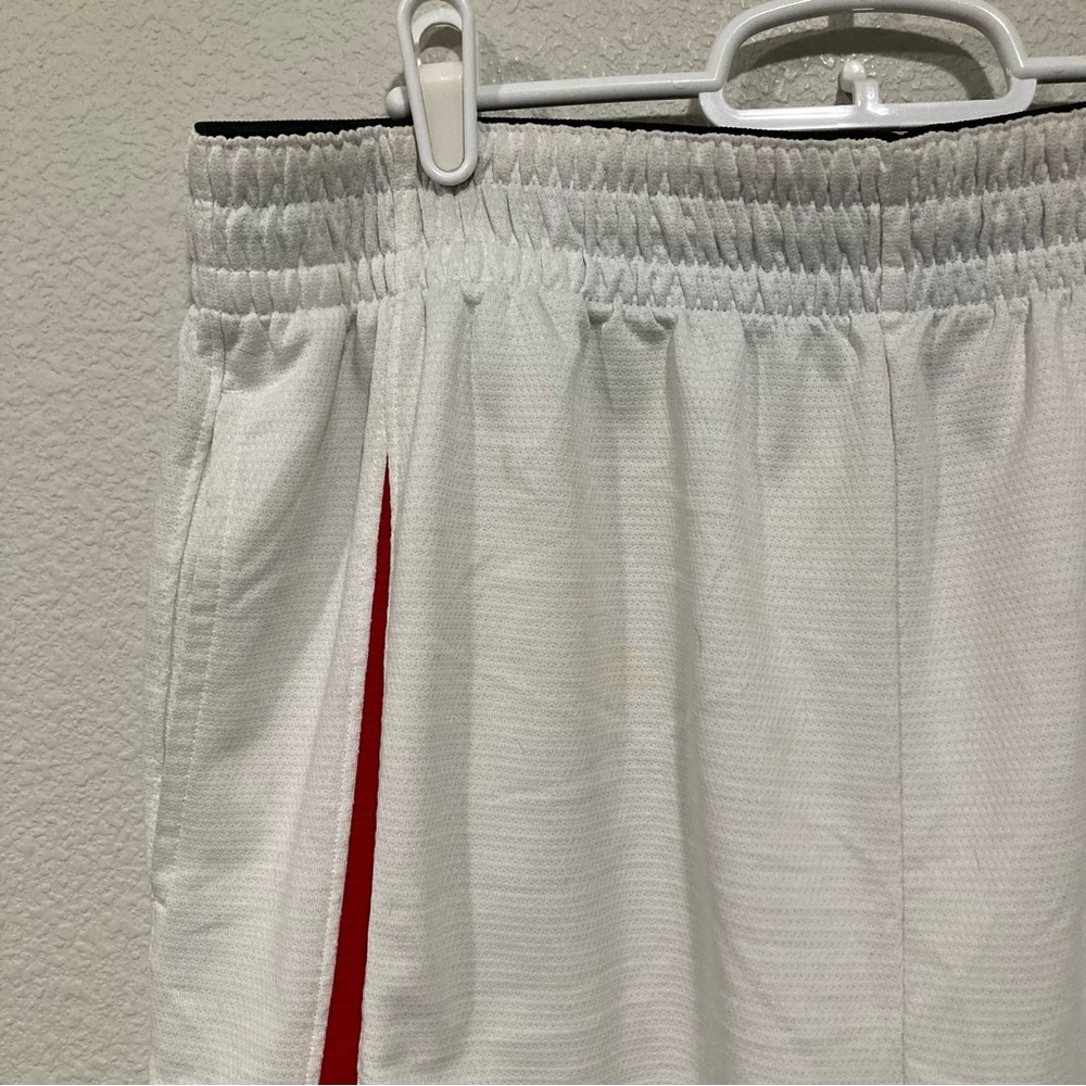 Champs shorts - Picture 5 of 7